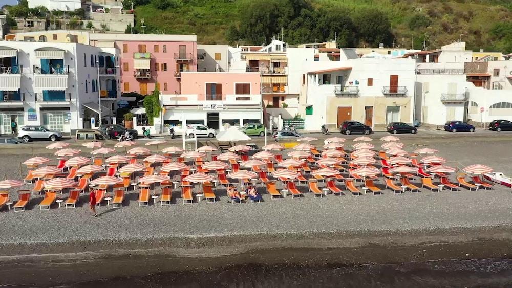 Hotel Amarea - Aeolian Charme 3*